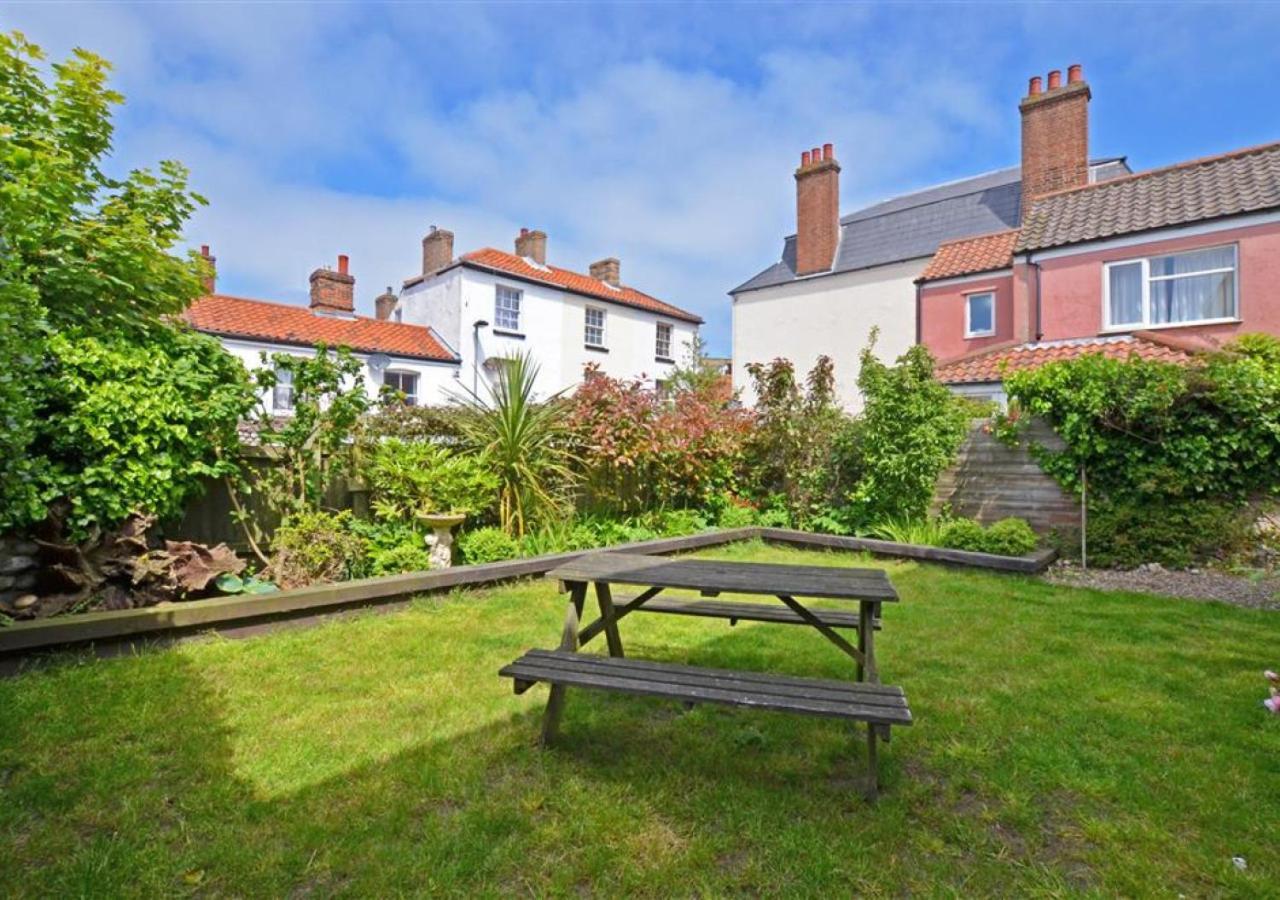 Holly Cottage Cromer Exterior photo